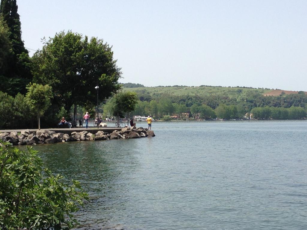 La Casa Sul Lago Anguillara Sabazia Kamer foto